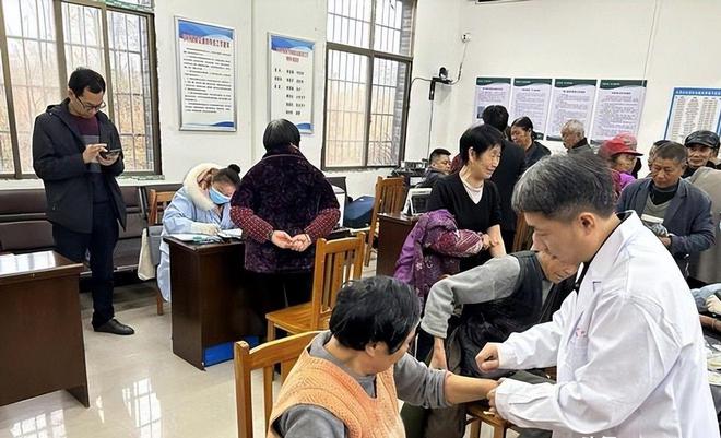 被发现50岁后体重越接近“这个数”会越健康PG麻将胡了免费试玩模拟器寿命与体重的关系(图10)